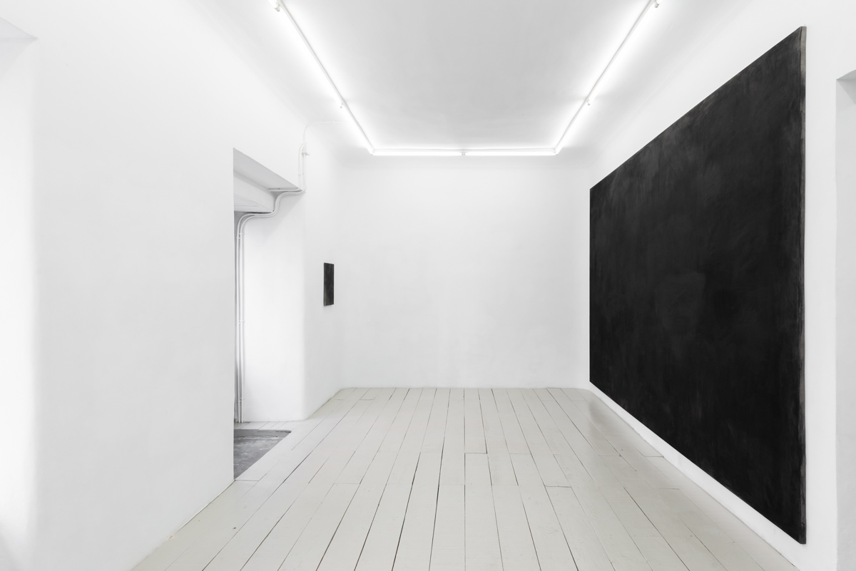 ENRICO DELLA TORRE  /  30.03 - 04.05