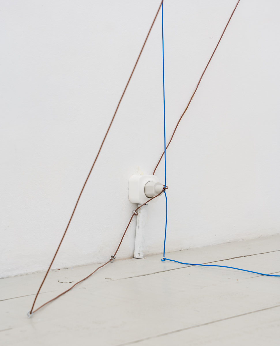Luis Bisbe / disconjuntividad  / 08.02 - 14.03  /  2020