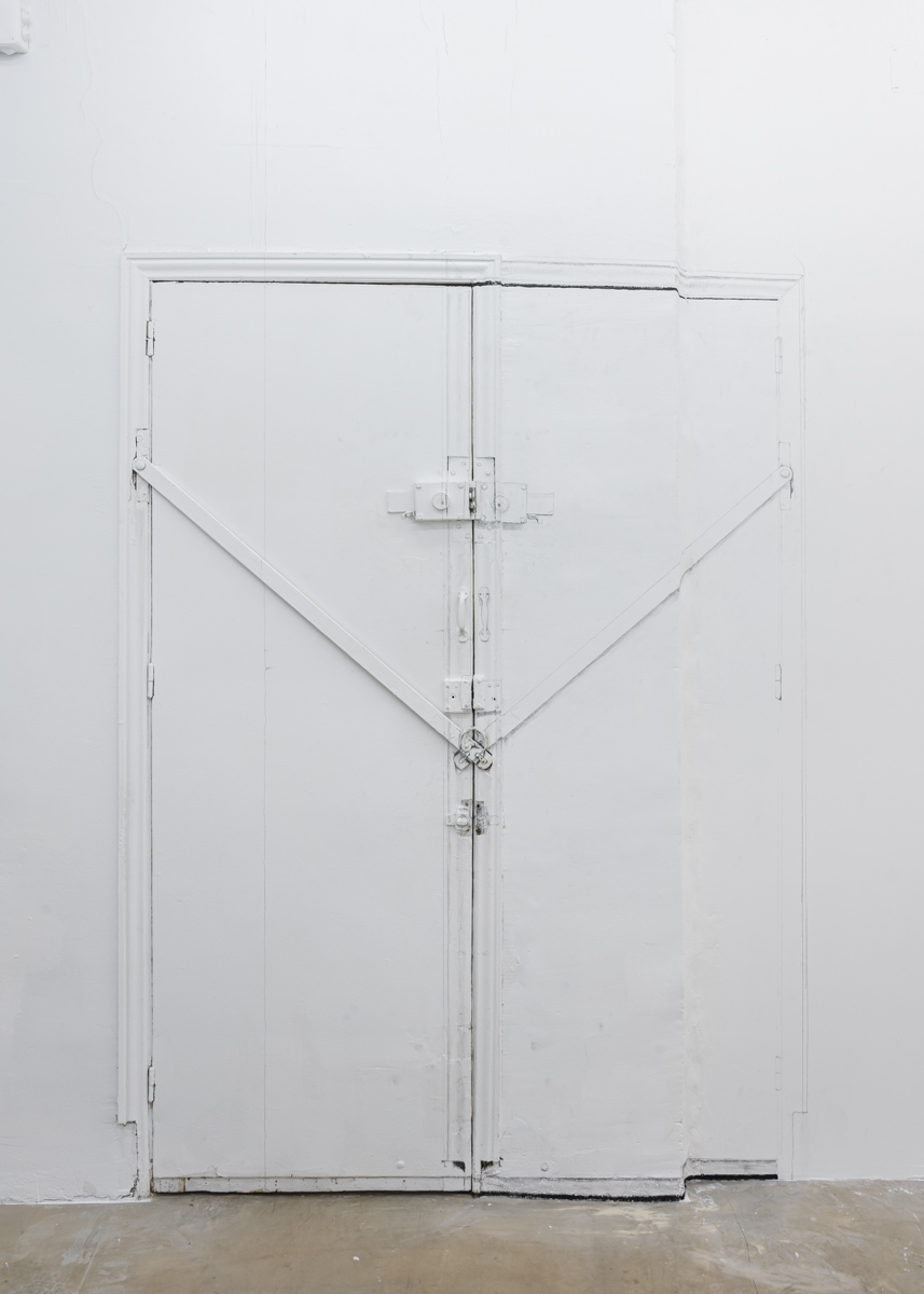 Luis Bisbe / disconjuntividad  / 08.02 - 14.03  /  2020